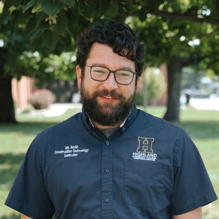 Directory photo of Joshua Smith