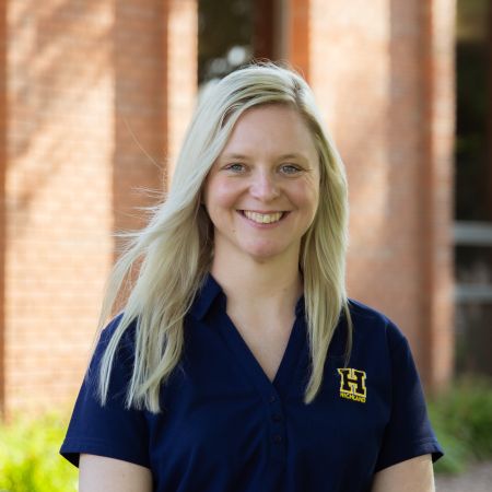 Directory photo of Katelyn Holthus